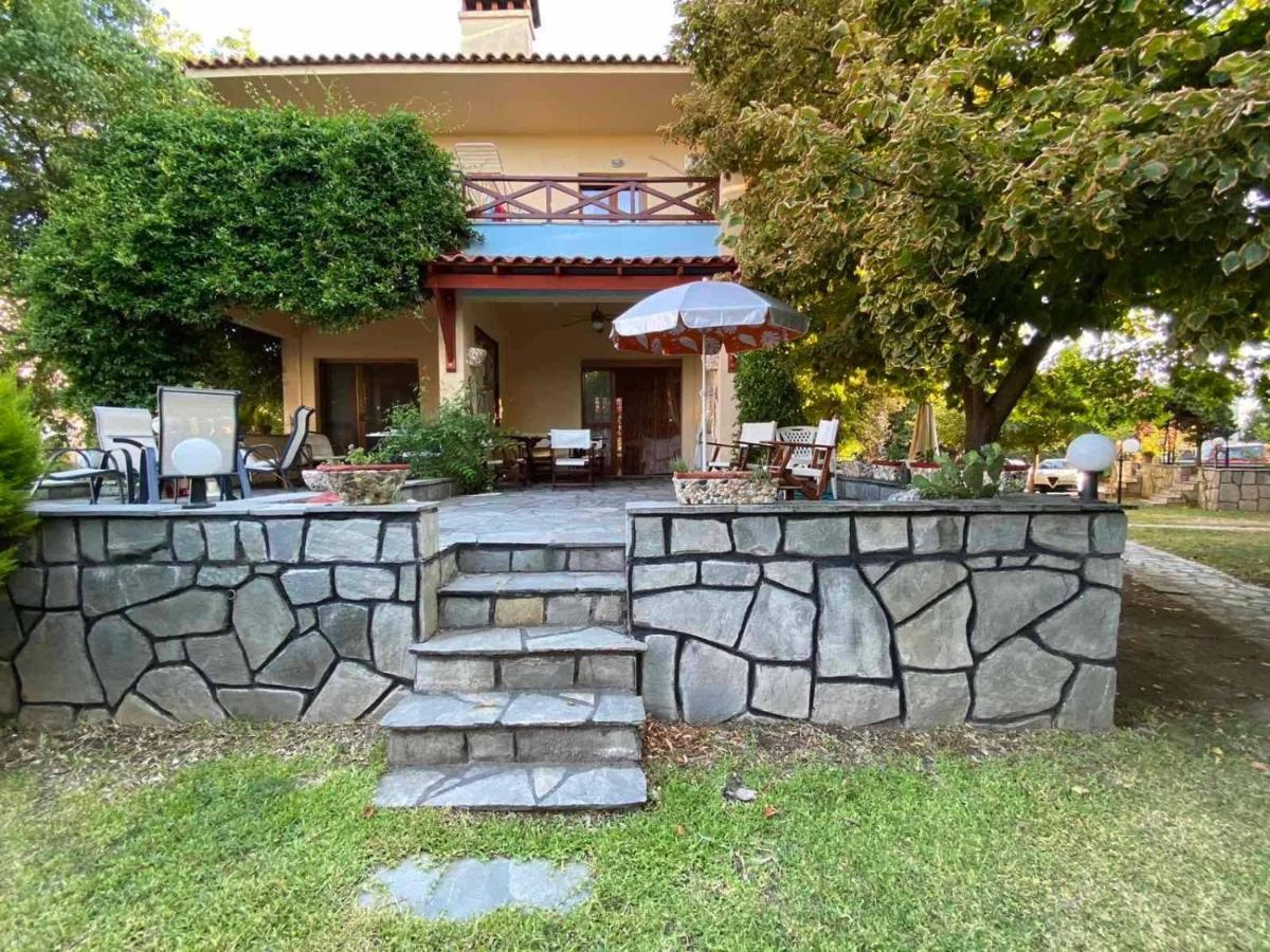 ニキティ Georgia'S Houseヴィラ エクステリア 写真